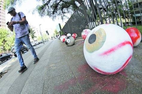 Ojos heridos