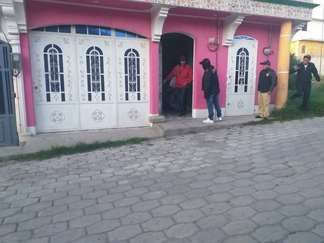 PNC y MP realizan allanamientos contra extorsión en Guatemala