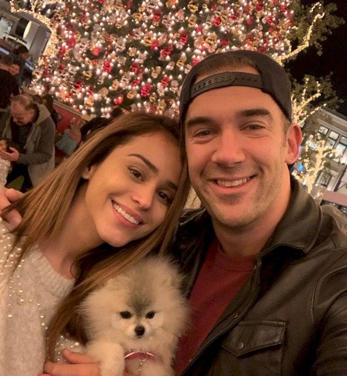 Yanet García y su novio