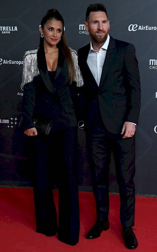 Antonela Roccuzzo look Balón de Oro 2019