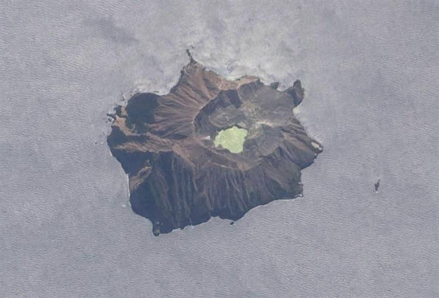 volcán Whakaari en Nueva Zelanda