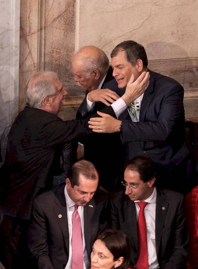 Rafael Correa en la posesión presidencial de Fernández en Argentina