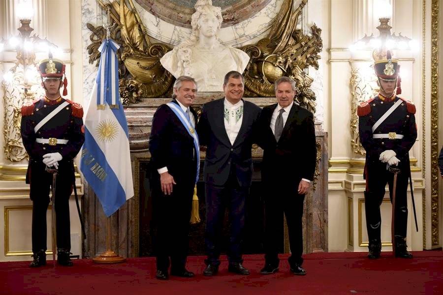 Rafael Correa en la posesión presidencial de Fernández en Argentina