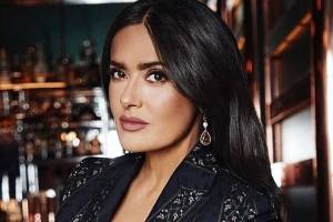 Salma Hayek presume su amistad con Angelina Jolie y se dejan ver sin maquillaje