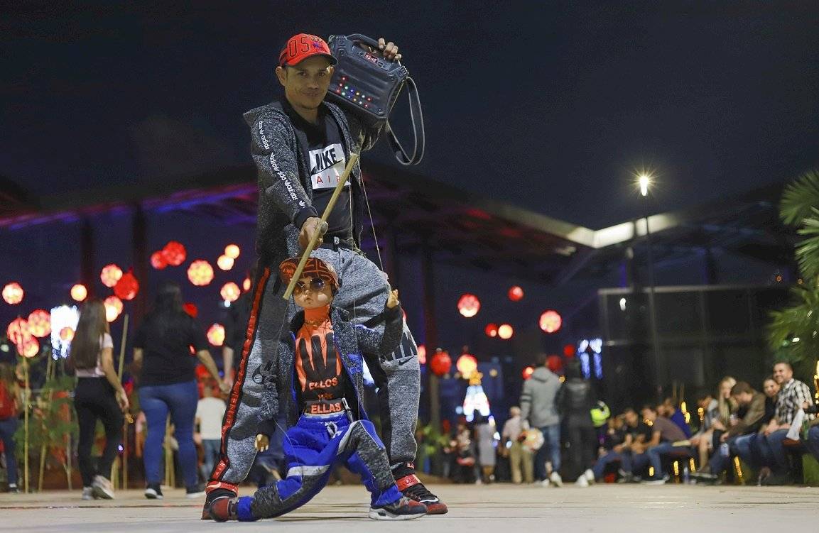 Alumbrados Navideños río Medellín 2019