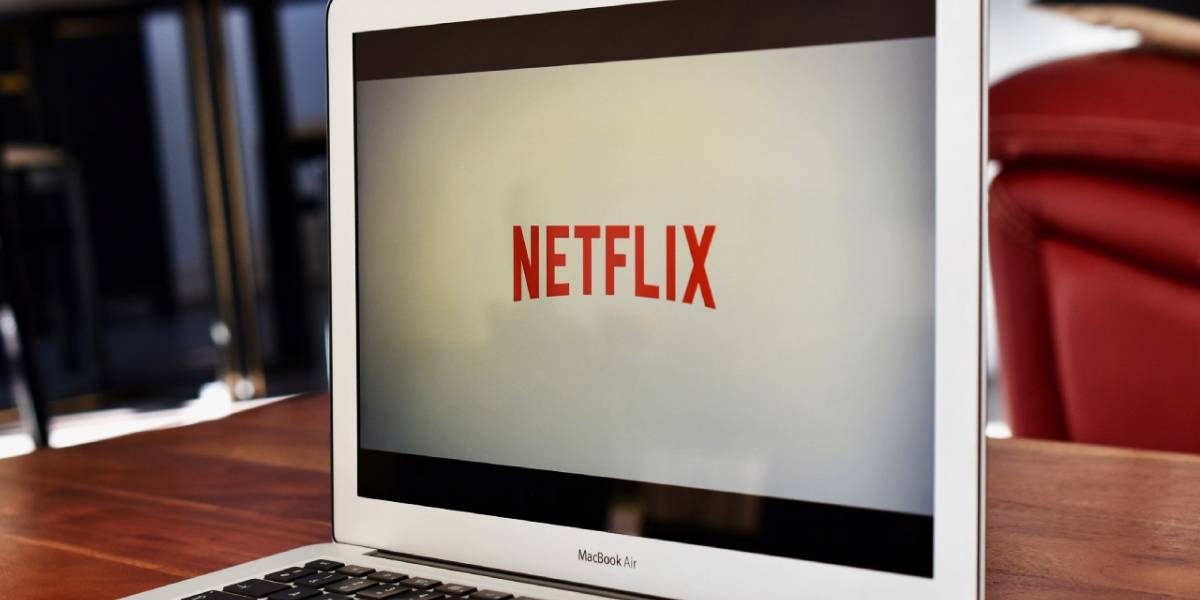 Netflix está comenzando a cobrar menos en su plan de un año
