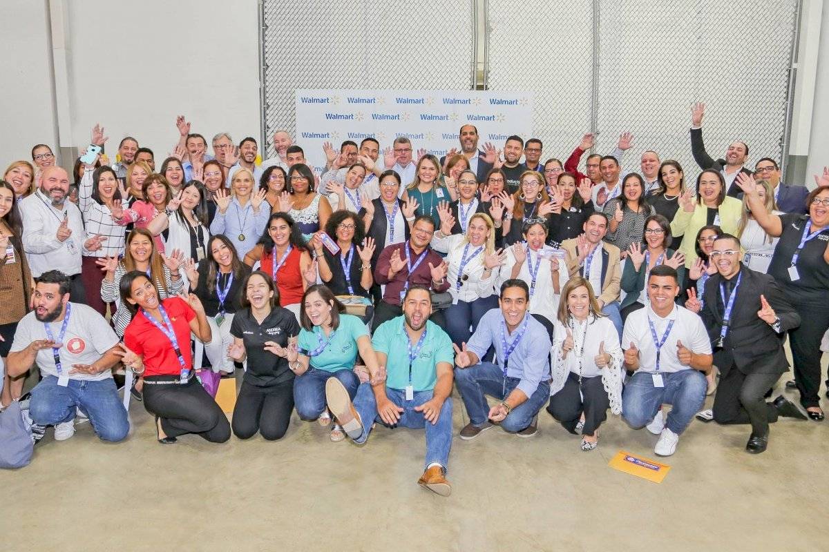 Walmart Puerto Rico abre sus puertas a más de 100 nuevos productos y