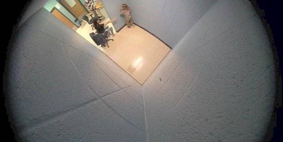 Maltrato a niño en escuela de Chicago