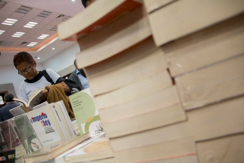 Tendido de libros