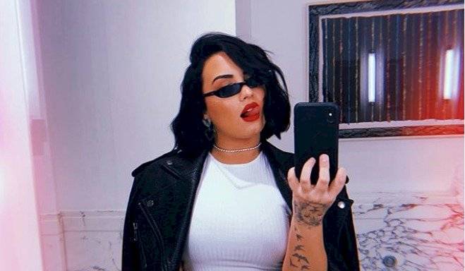 Demi