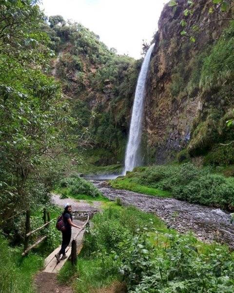 Cascada Condor Machay
