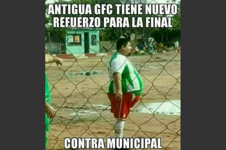 Memes del partido entre Antigua y Municipal