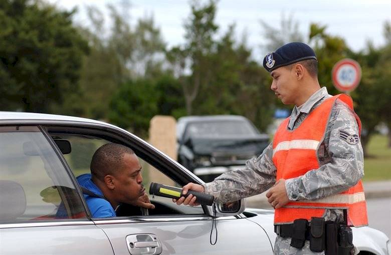 policía