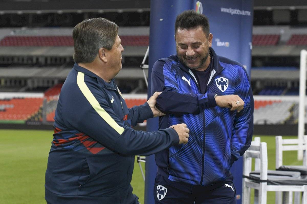 Miguel Herrera y Antonio Mohamed
