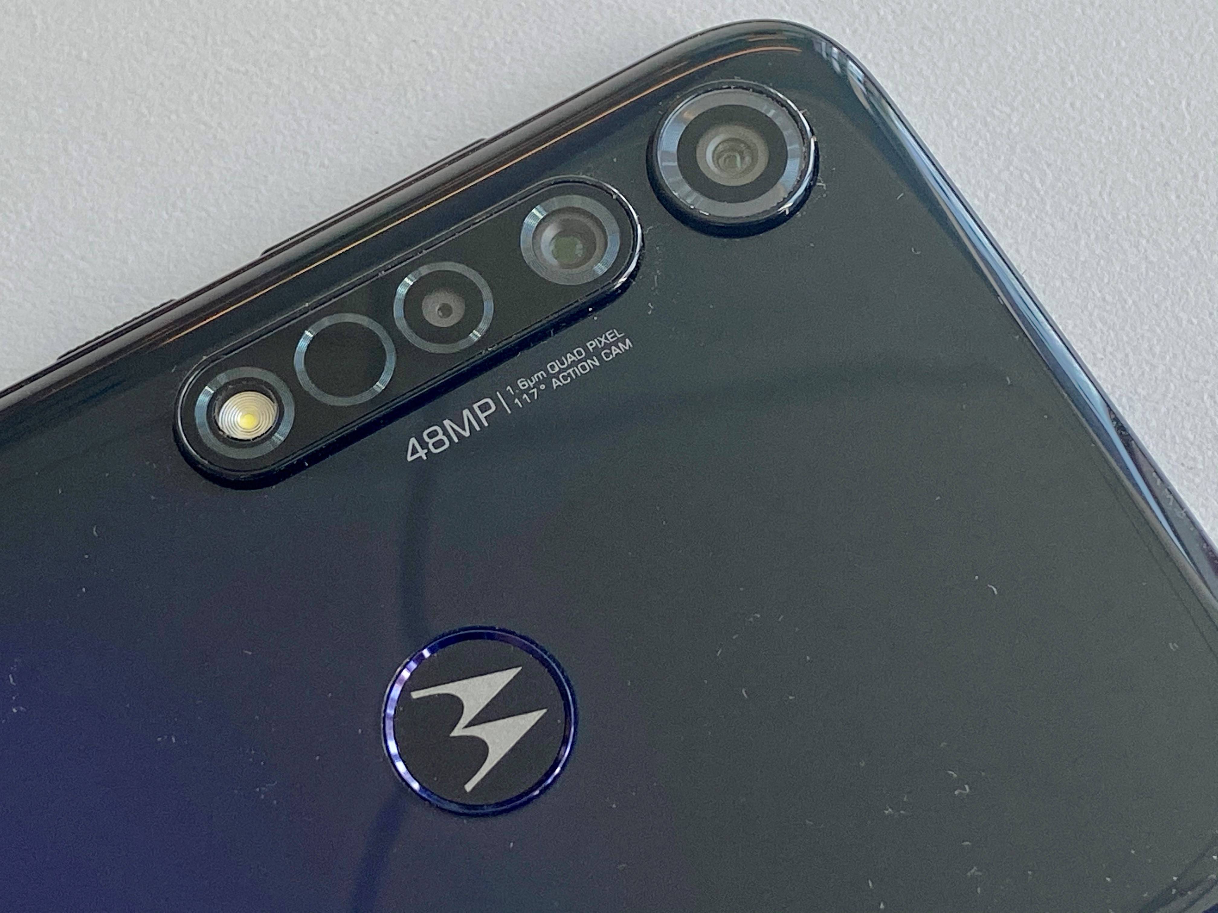 Chile: estos son los 5 celulares que puedes comprar por menos de CLP$250.000 Chile: estos son los 5 celulares que puedes comprar por menos de CLP$250.000
