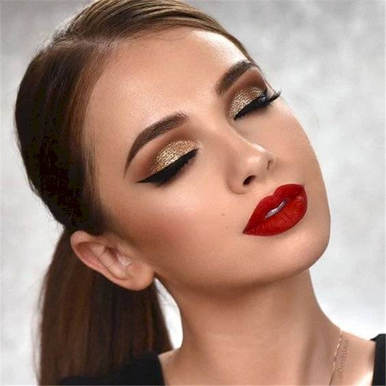 maquillaje de ojos para Año Nuevo