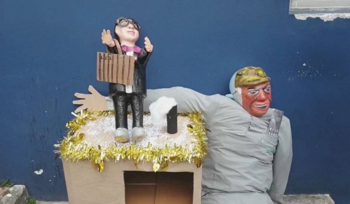 Piñatas de Ecuador