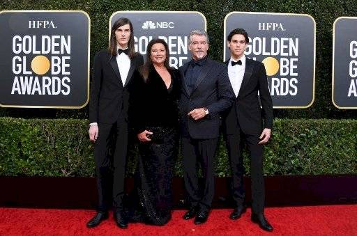 Pierce Brosnan y su familia