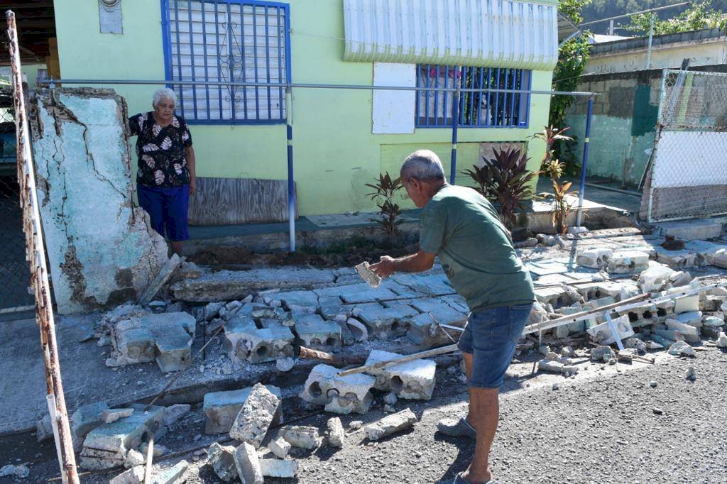 Destrozos en Guánica tras fuerte sismo de 6.4 grados