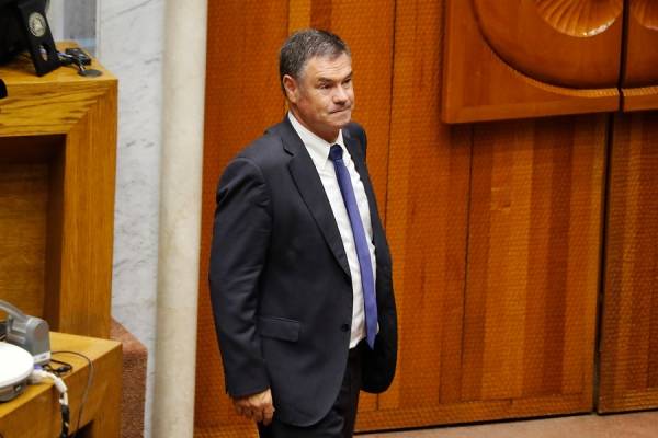 Ossandón confirma apoyo al segundo retiro del 10%: "La gente necesita la plata ahora"