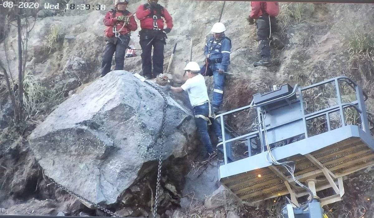 Extracción de roca en la Simón