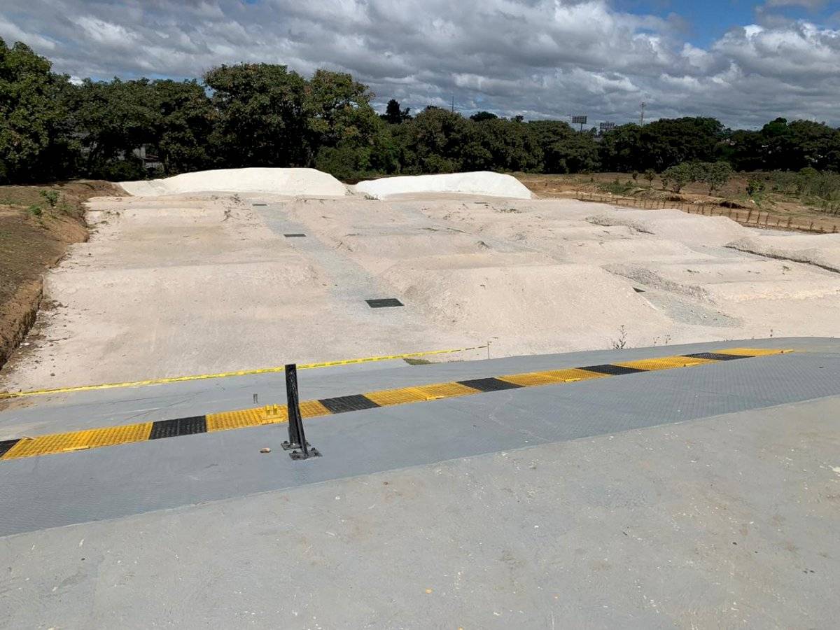 Pista de BMX en el parque Erick Barrondo