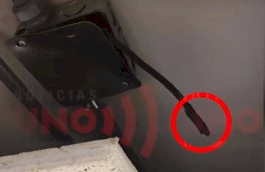 Encuentran micrófono en oficina de magistrado que recibe declaraciones del caso Uribe