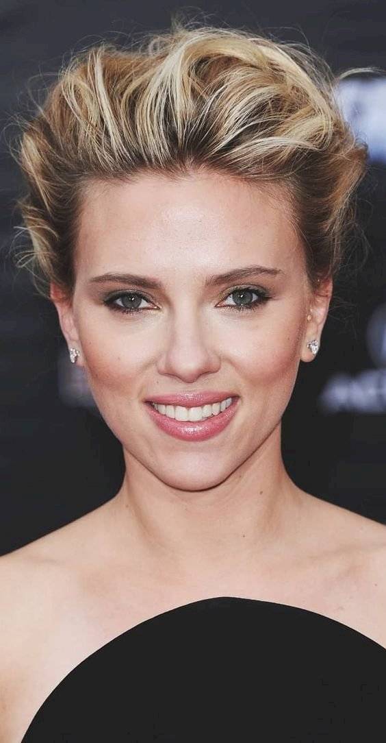 Scarlett Johanson