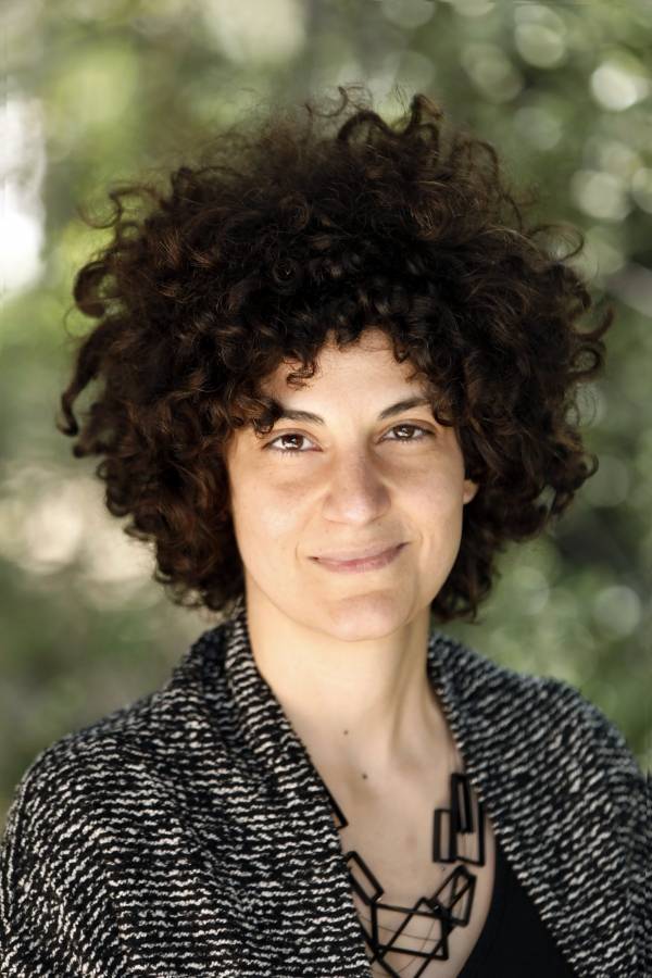 Profesora Aroussiak Gabrielian
