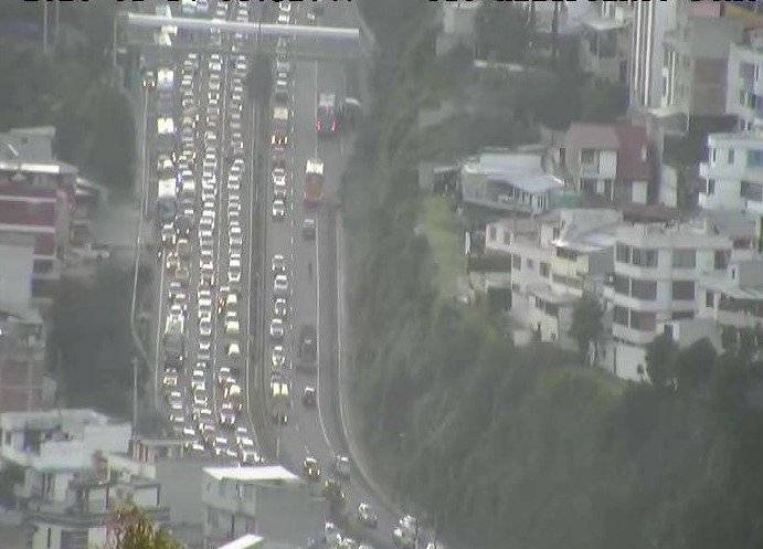 Autopista General Rumiñahui
