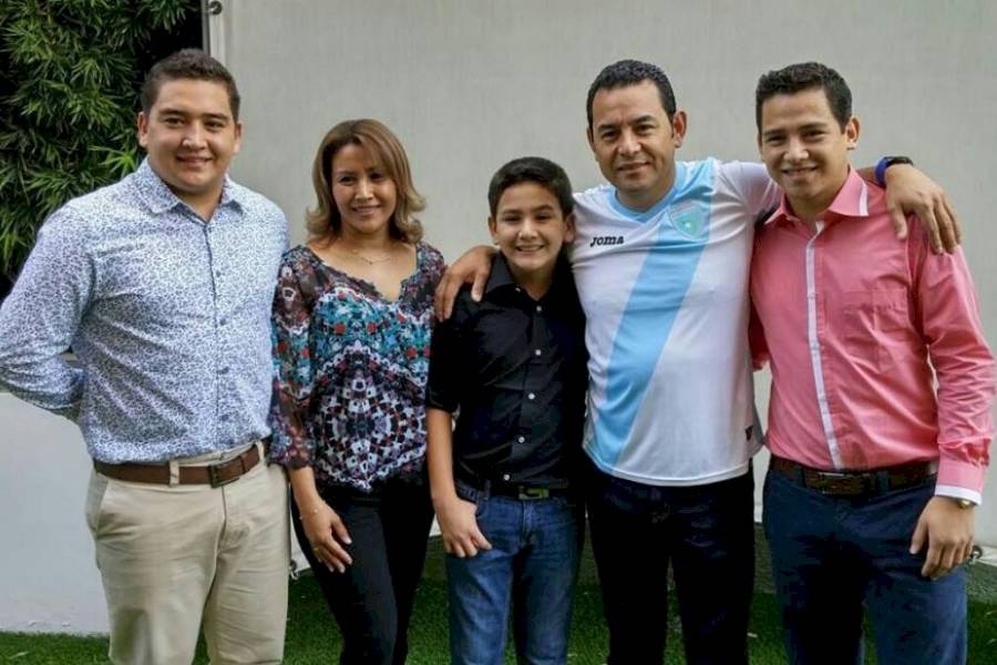 Familia de Jimmy Morales