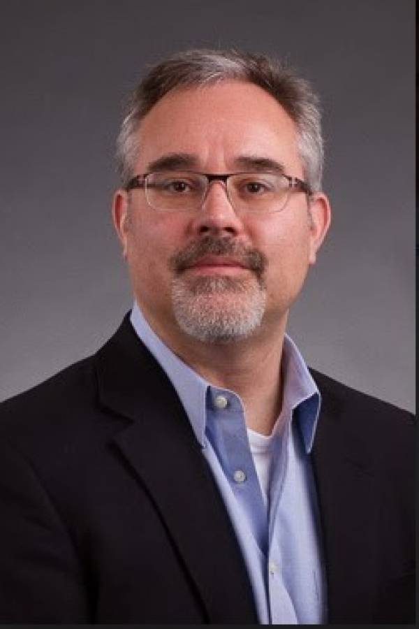 Brian L. Ott, profesor en el departamento de estudios de comunicación de la Universidad Tecnológica de Texas, Estados Unidos.