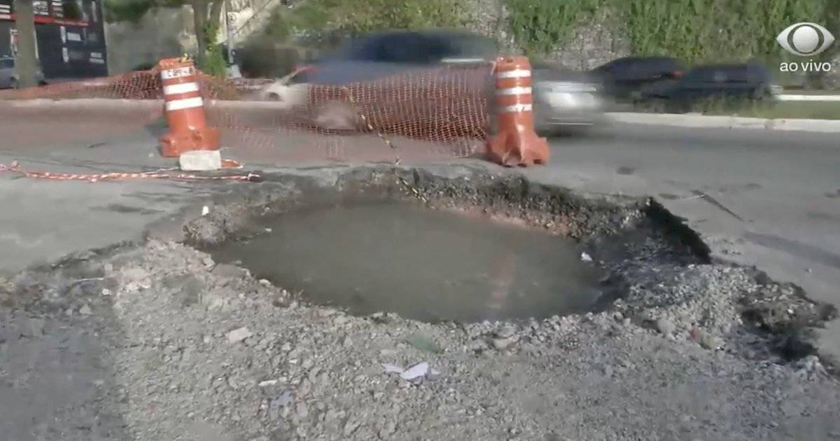 buraco avenida itaquera
