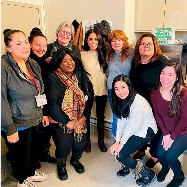 En medio de la polémica reaparece Meghan Markle y no creerás lo que hizo