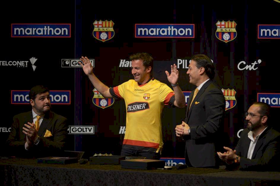 Carlos Alfaro Moreno presentó a Alesandro del Piero como el invitado especial para la Noche Amarilla