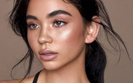 Maquillaje monocromático