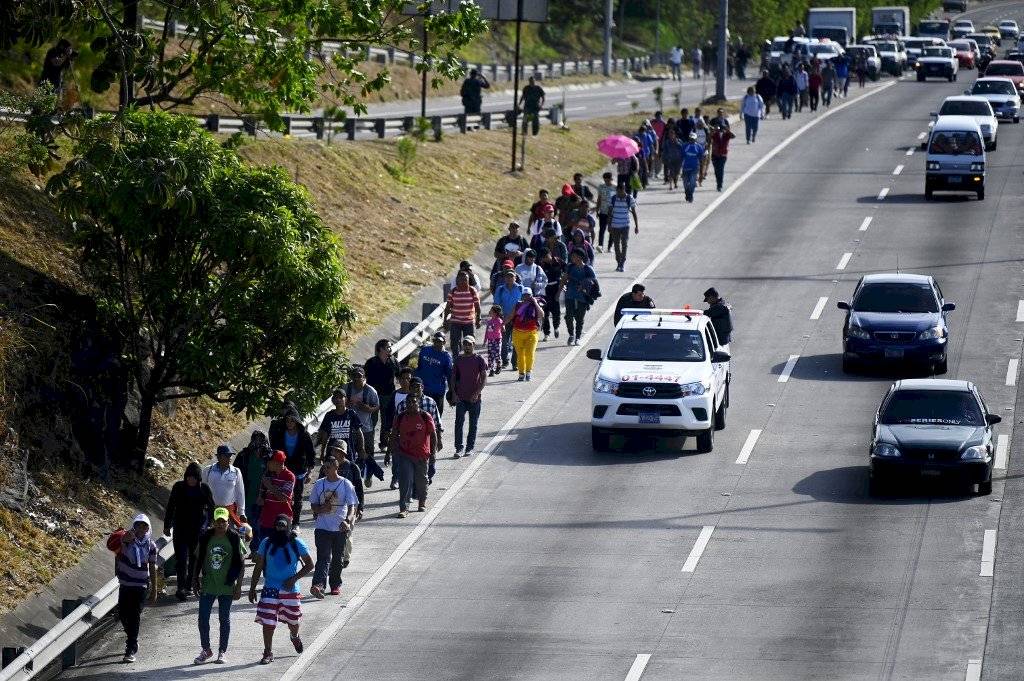 Caravana de migrantes salvadoreños