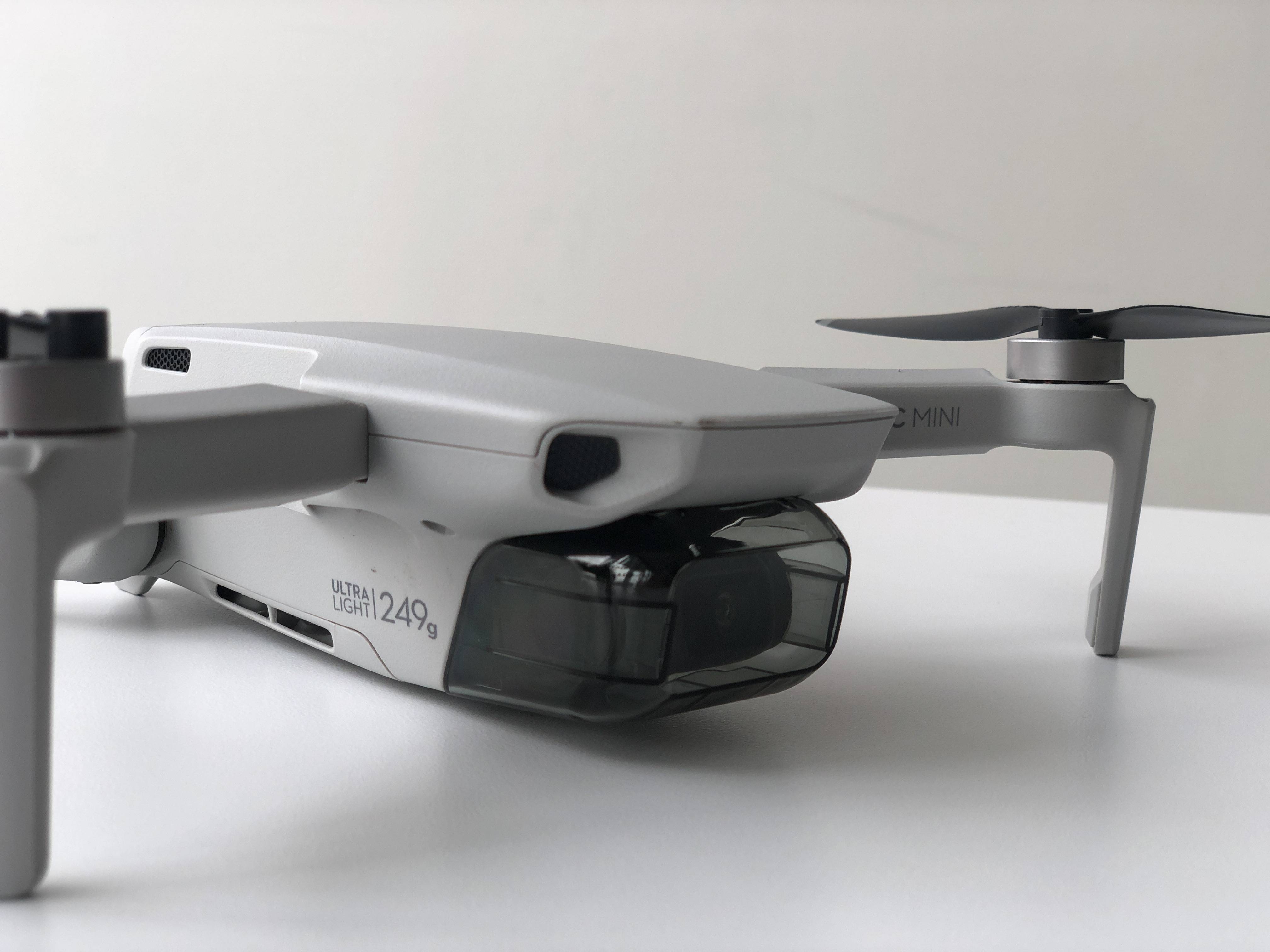 DJI dron frente