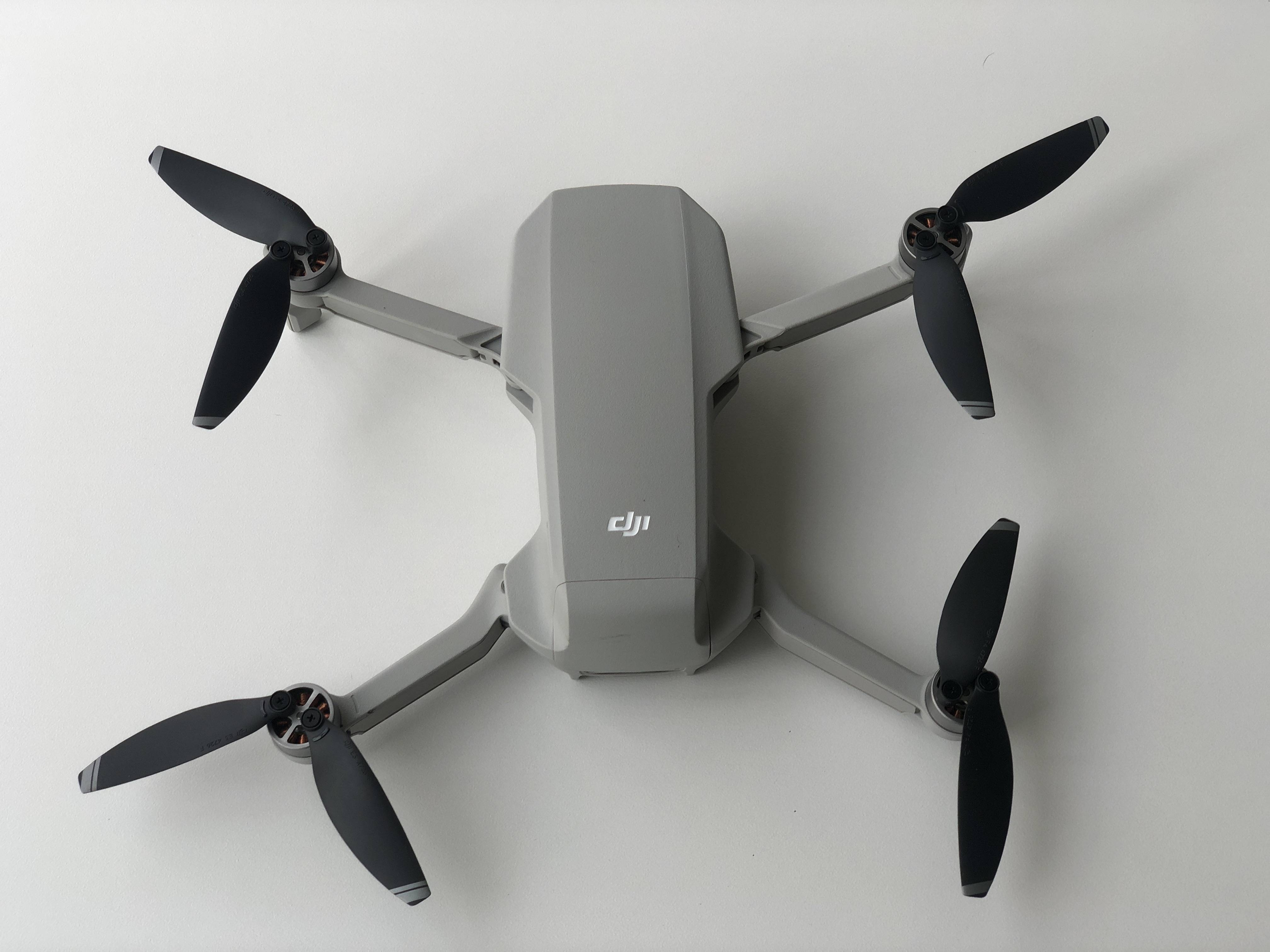 dji mavic de arriba