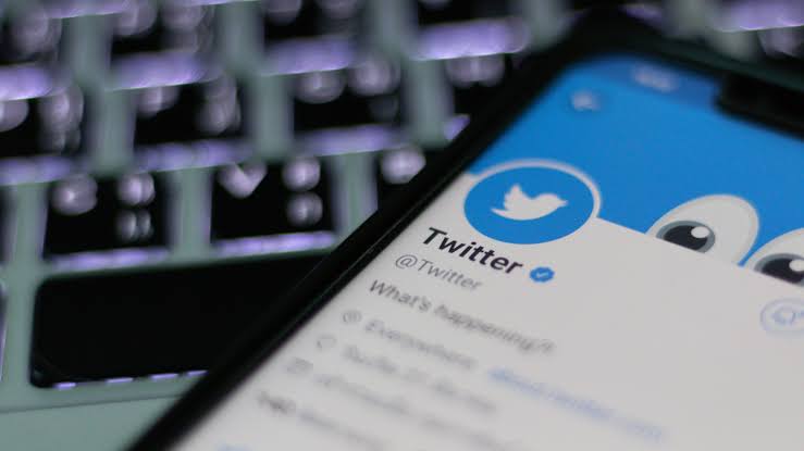 Twitter Twitter