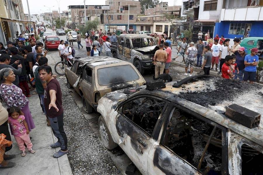 Explosión de pipa Perú