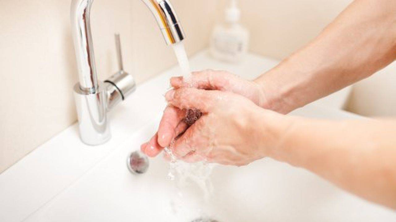 Coronavirus: expertos afirman que mascaras faciales no es una buena forma de protección Coronavirus: expertos afirman que mascaras faciales no es una buena forma de protección