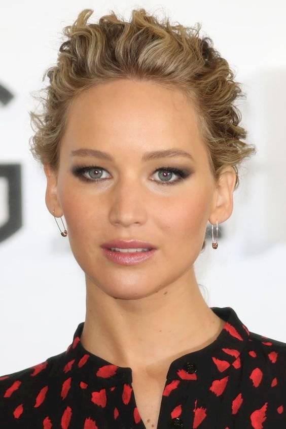 Maquillaje para párpados caídos