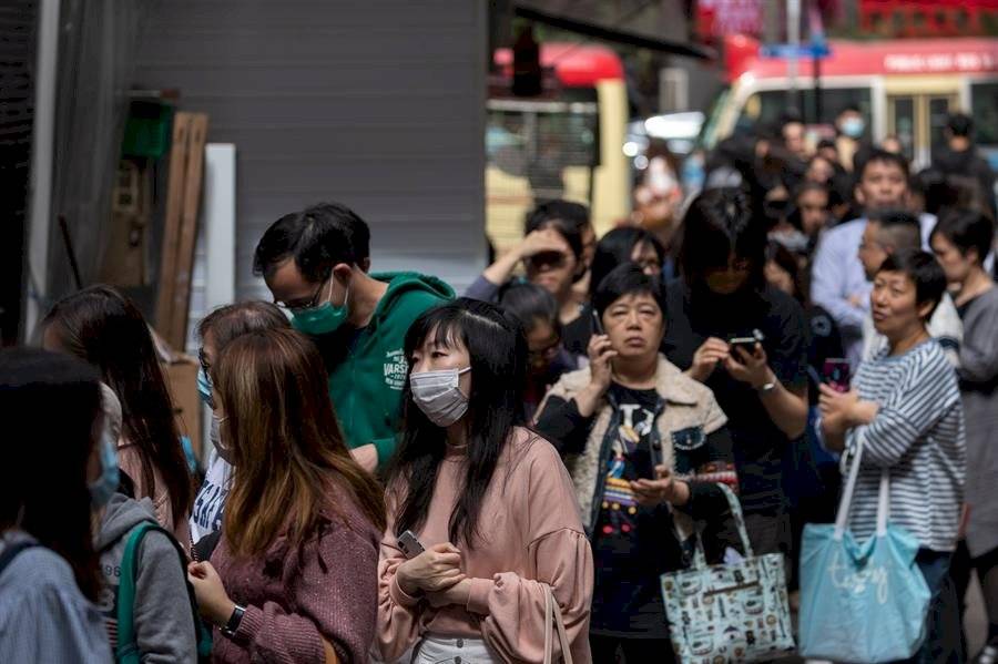 Un Año Nuevo complicado para Hong Kong, que recuerda los estragos del SARS