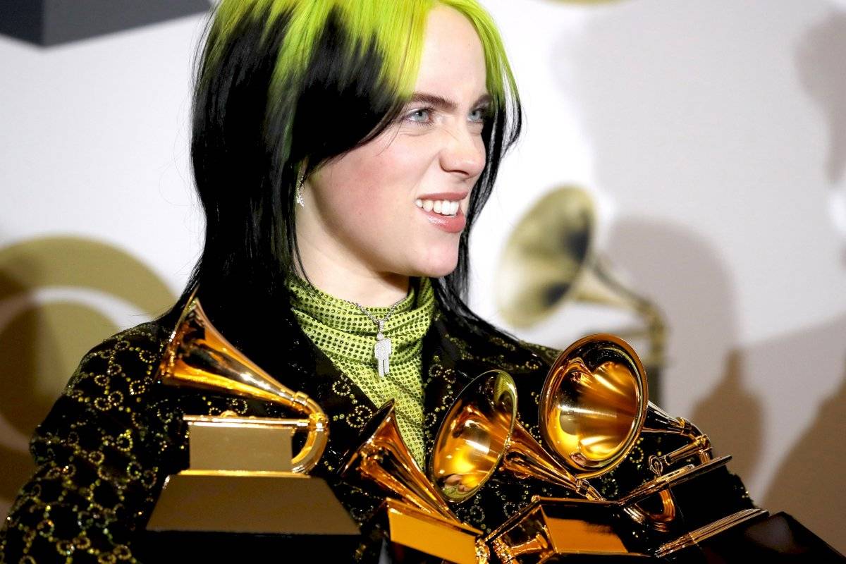 Billie Eilish gana cinco premios Grammy