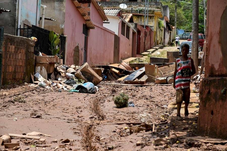 45 muertos y 101 municipios afectados deja emergencia por lluvias en Brasil