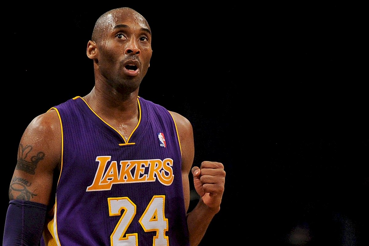 Emotivo homenaje del AC Milan a Kobe Bryant