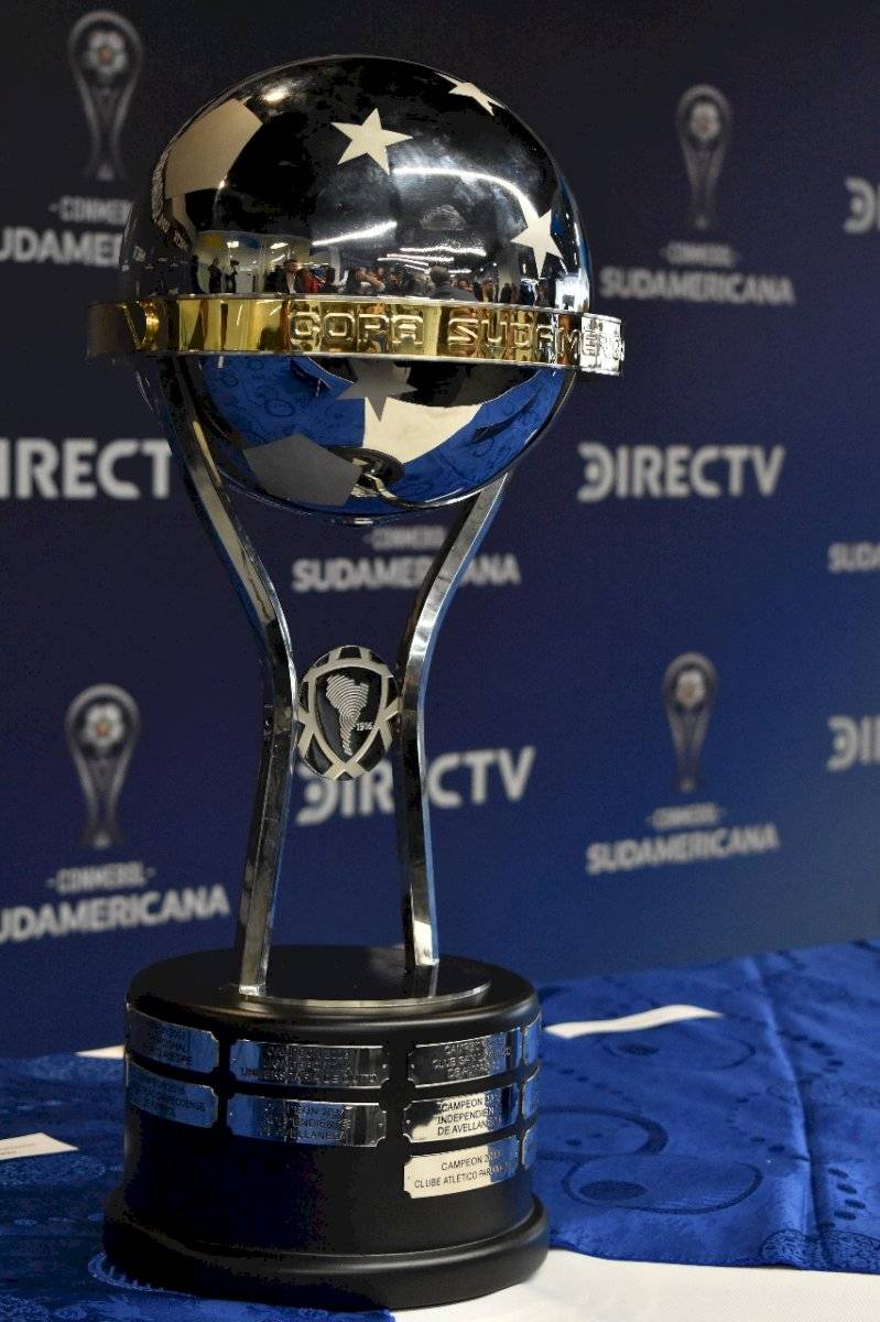 La Copa Sudamericana estuvo presente en la rueda de prensa de DIRECTV