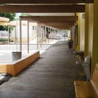 Piden al gobernador dejar sin efecto plan de regreso a clases presenciales este semestre