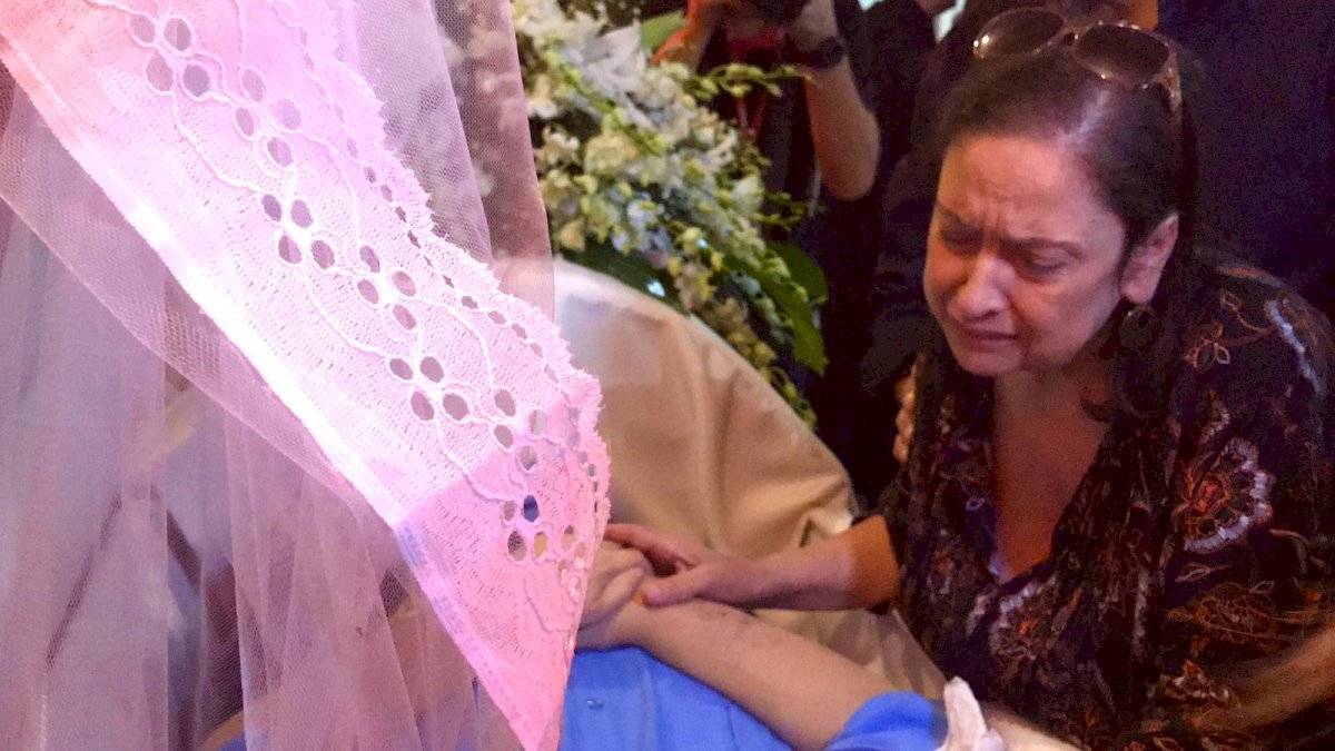 Esposa Leo Fernández II